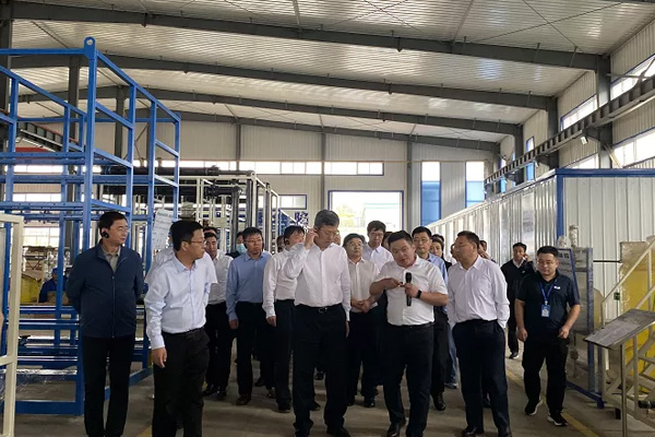 內(nèi)蒙古自治區(qū)黨委常委、通遼市委書記孟憲東攜考察團到一諾環(huán)境考察指導(dǎo)